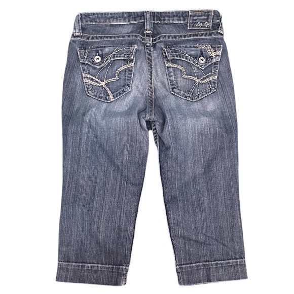 Big Star by Buckle Maddie Crop Mid Rise Faded Whiskered Blue Denim Jeans Size 27 - Picture 2 of 11